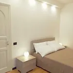 Luxurious Street Dom wakacyjny Katania