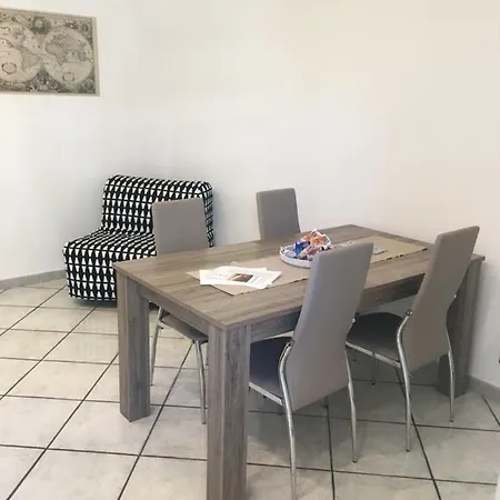 Luxurious Street Holiday home Catania