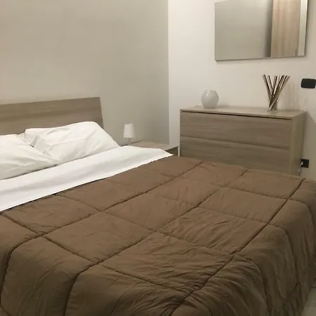 Luxurious Street Holiday home