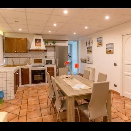 Holiday home Luxurious Street Catania